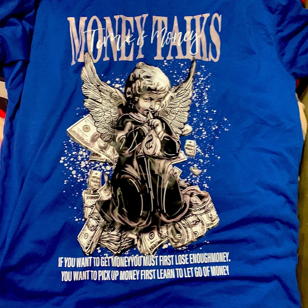 Blue graphic T-shirts small:36 never worn